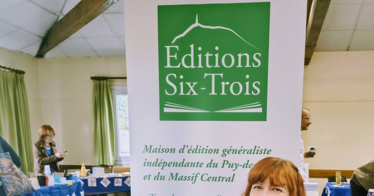 Anaïse Renard au salon du livre du Roannais
